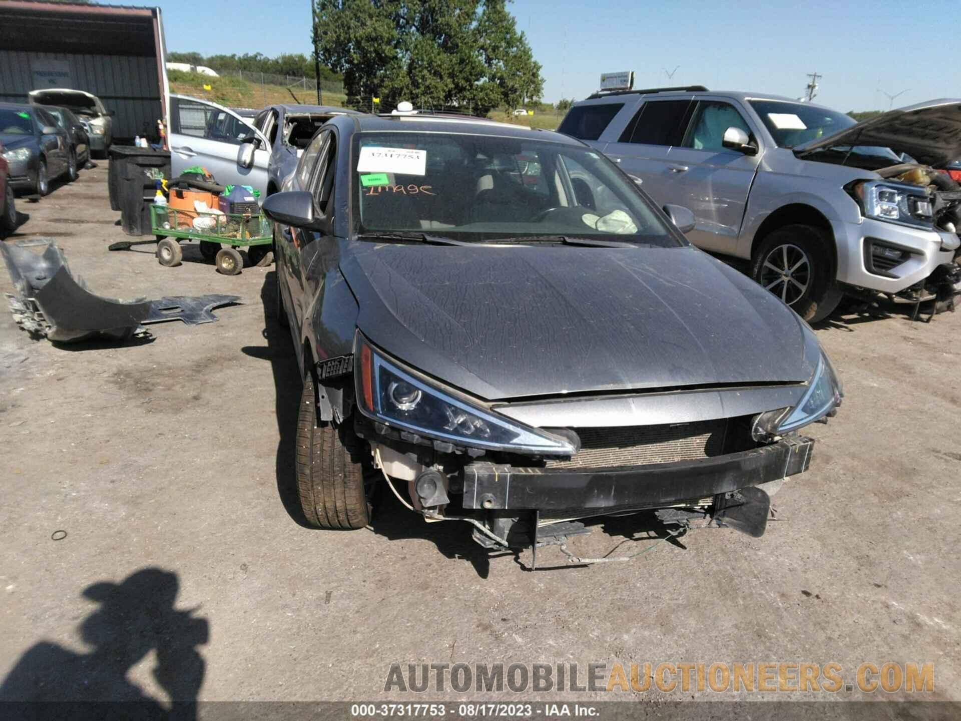 KMHD84LF8KU771802 HYUNDAI ELANTRA 2019