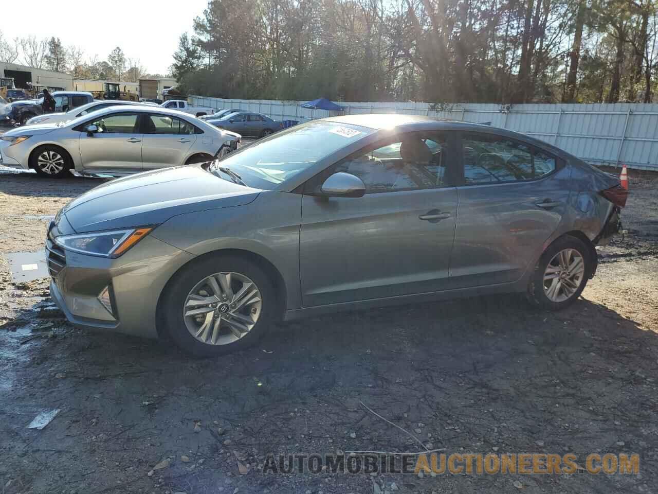 KMHD84LF8KU791810 HYUNDAI ELANTRA 2019