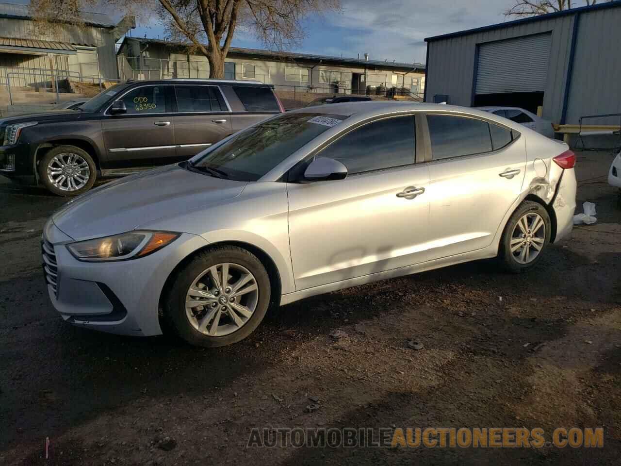 KMHD84LF9JU493247 HYUNDAI ELANTRA 2018