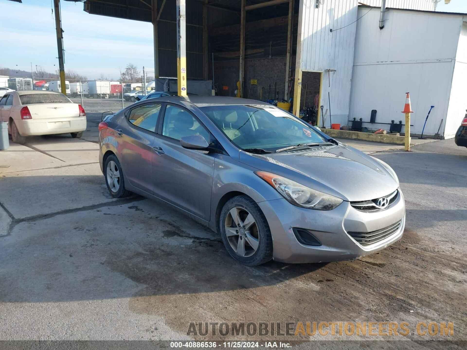 KMHDH4AE0BU080581 HYUNDAI ELANTRA 2011