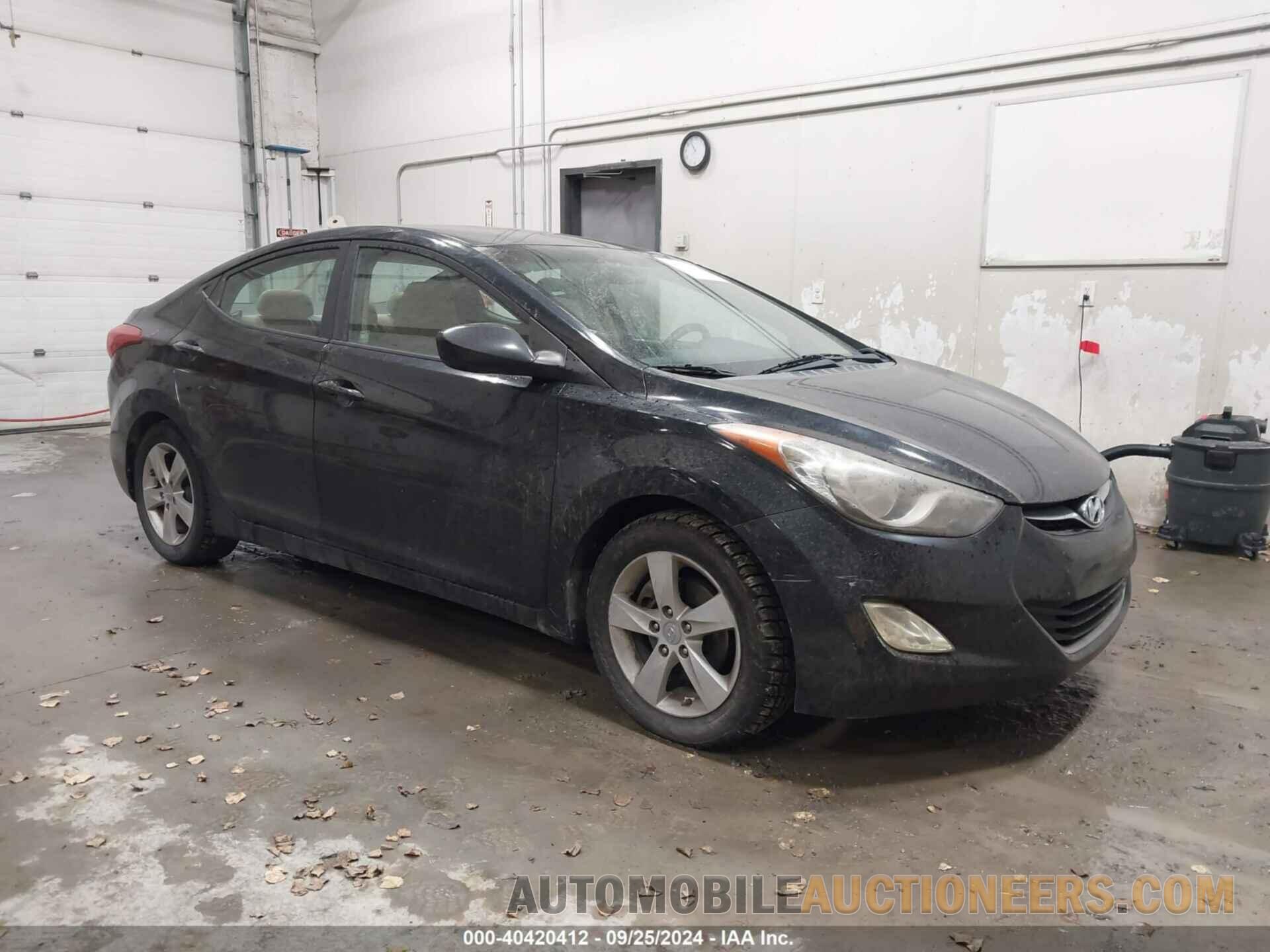 KMHDH4AE0CU236877 HYUNDAI ELANTRA 2012