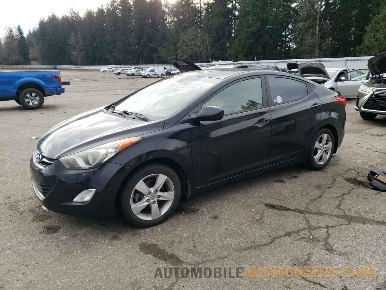 KMHDH4AE0DU504859 HYUNDAI ELANTRA 2013