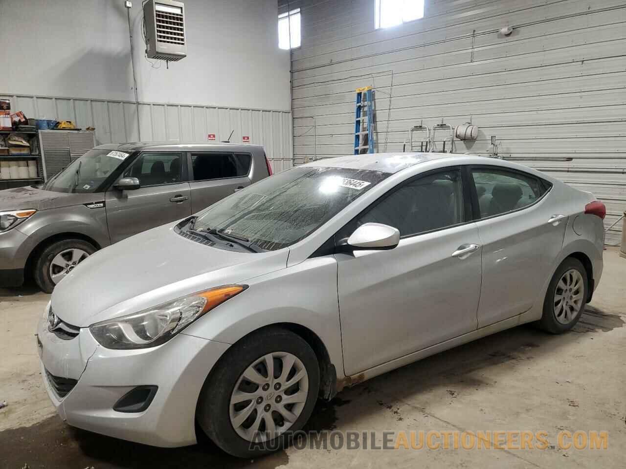 KMHDH4AE0DU582431 HYUNDAI ELANTRA 2013