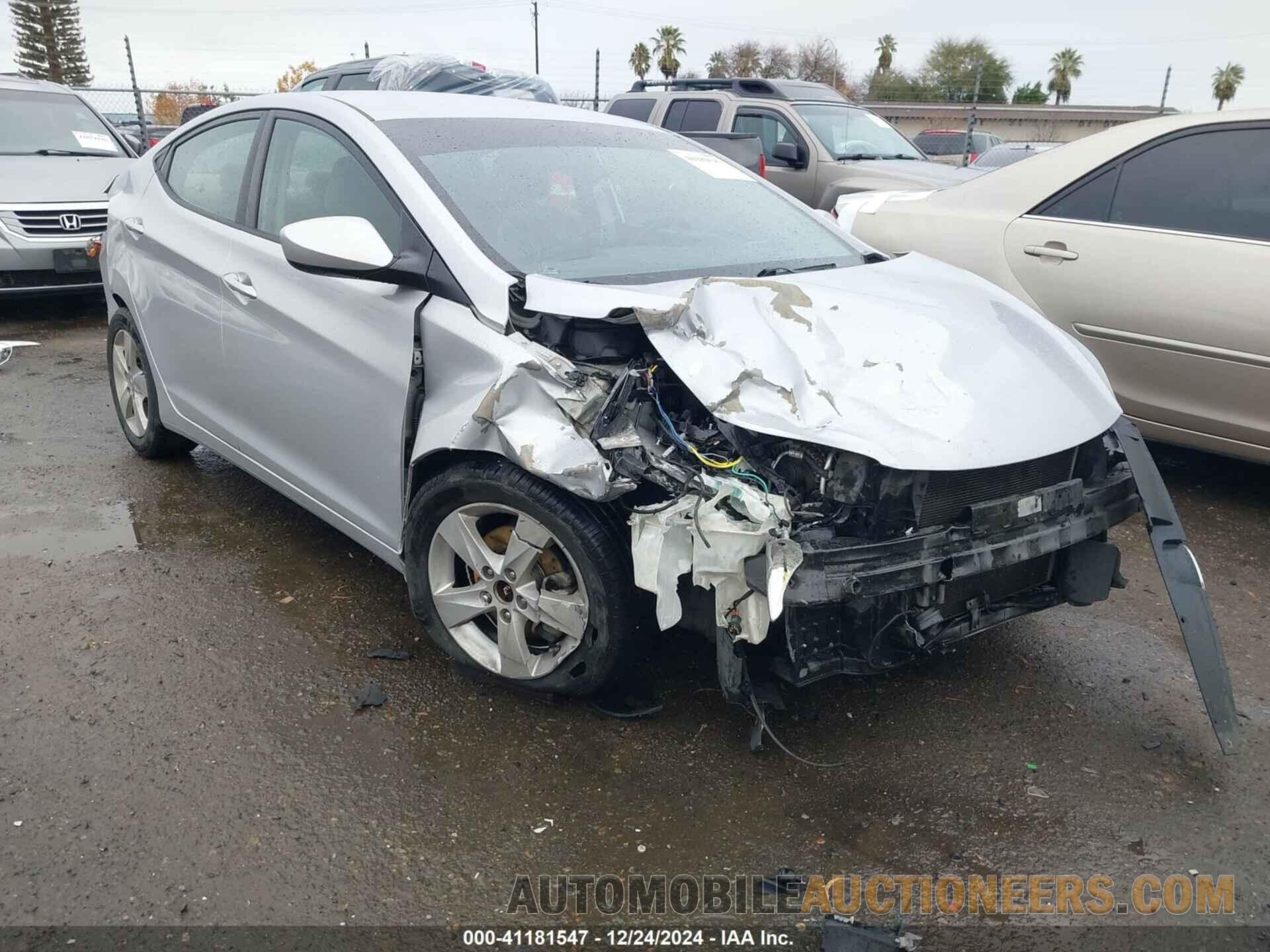 KMHDH4AE0DU586429 HYUNDAI ELANTRA 2013