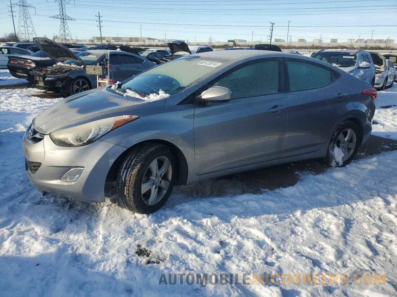 KMHDH4AE0DU896824 HYUNDAI ELANTRA 2013