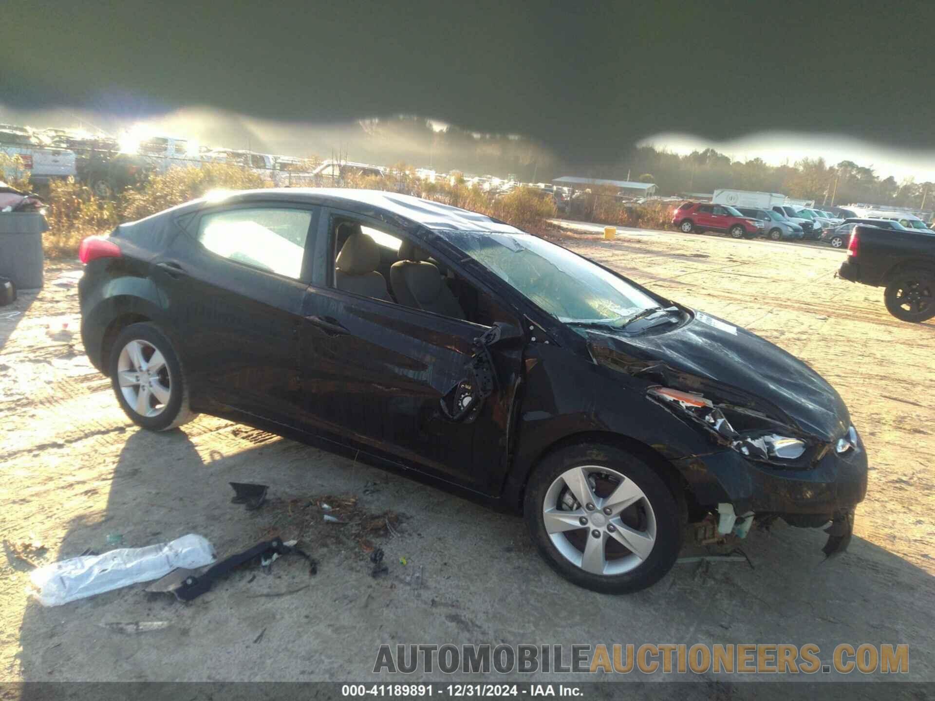 KMHDH4AE1BU080945 HYUNDAI ELANTRA 2011