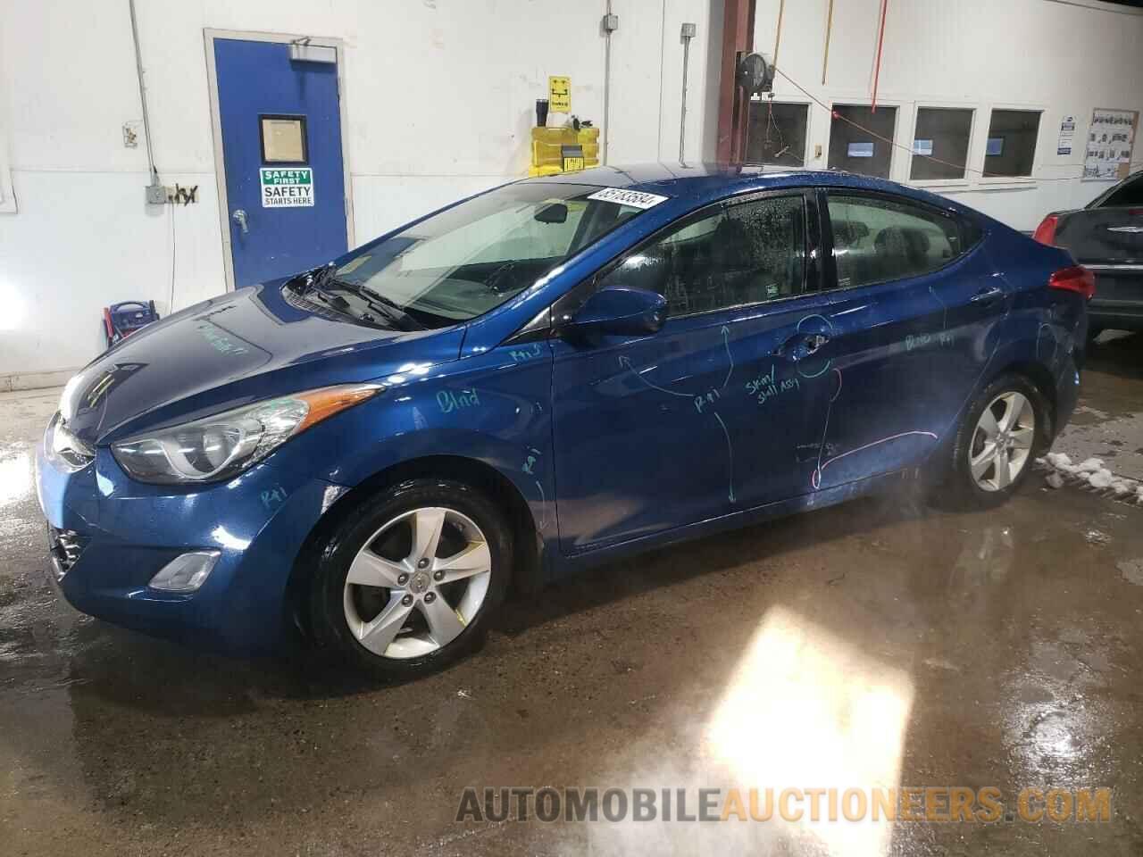 KMHDH4AE1DU952821 HYUNDAI ELANTRA 2013