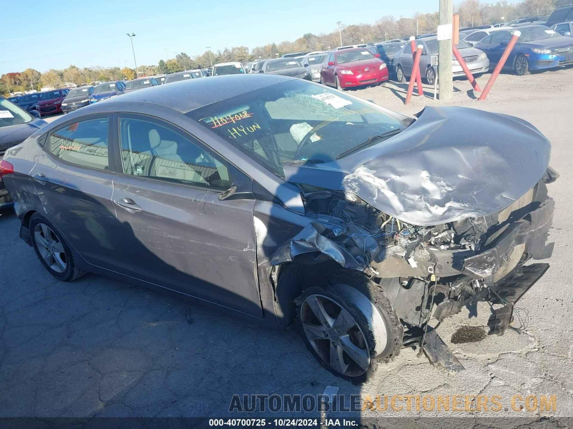 KMHDH4AE2DU503843 HYUNDAI ELANTRA 2013