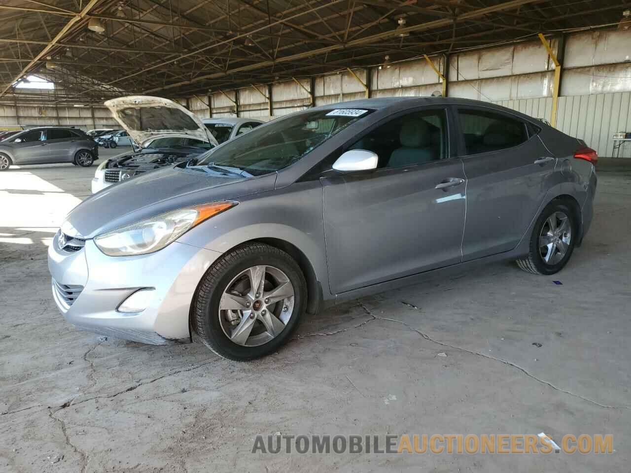 KMHDH4AE2DU735259 HYUNDAI ELANTRA 2013