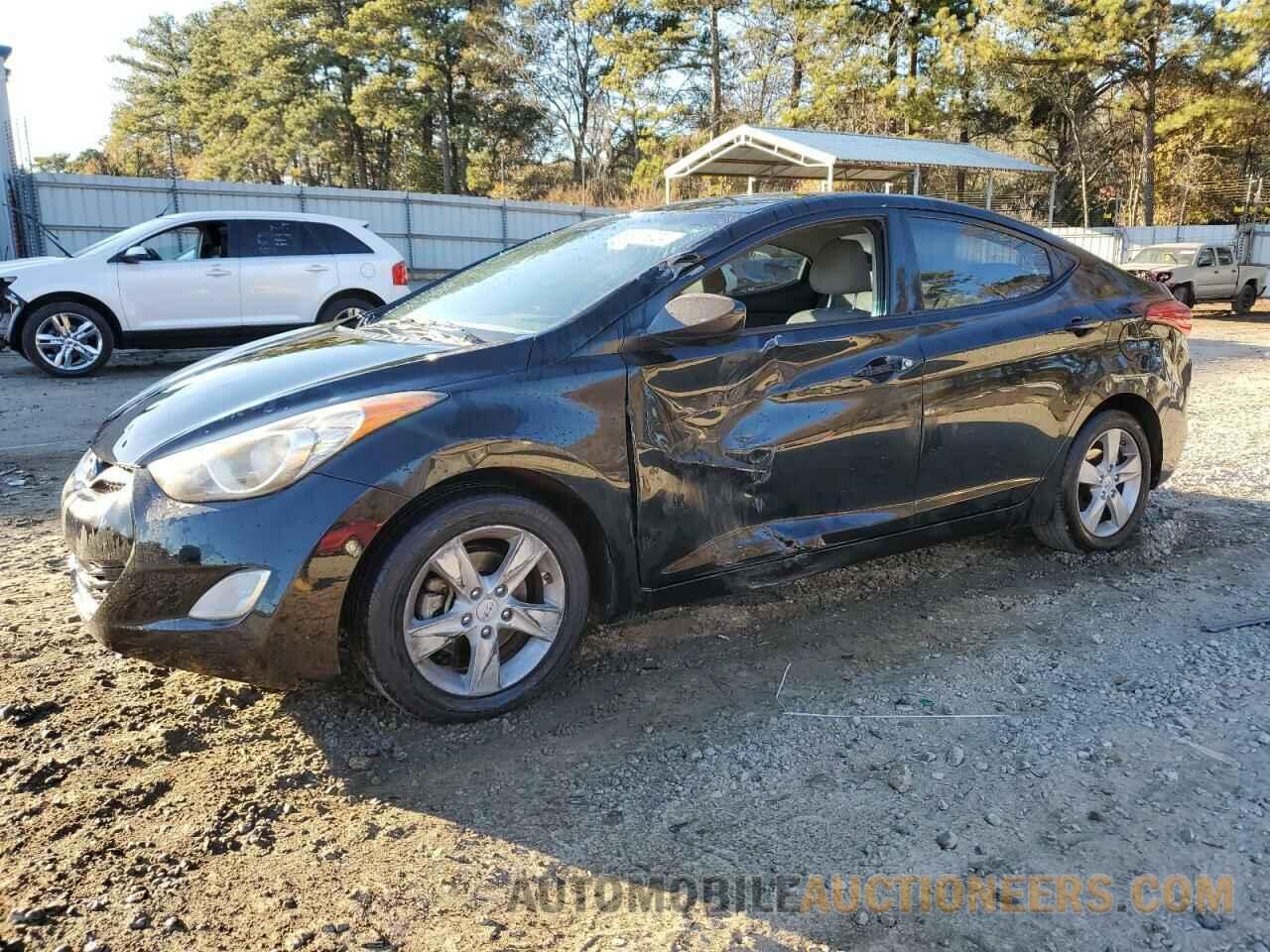 KMHDH4AE2DU744110 HYUNDAI ELANTRA 2013