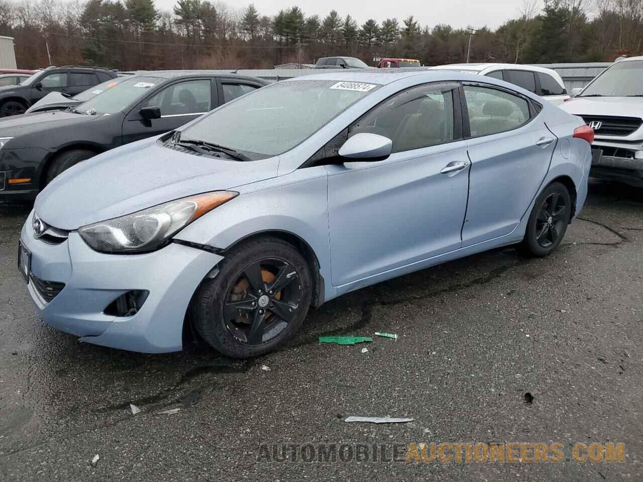 KMHDH4AE2DU754815 HYUNDAI ELANTRA 2013