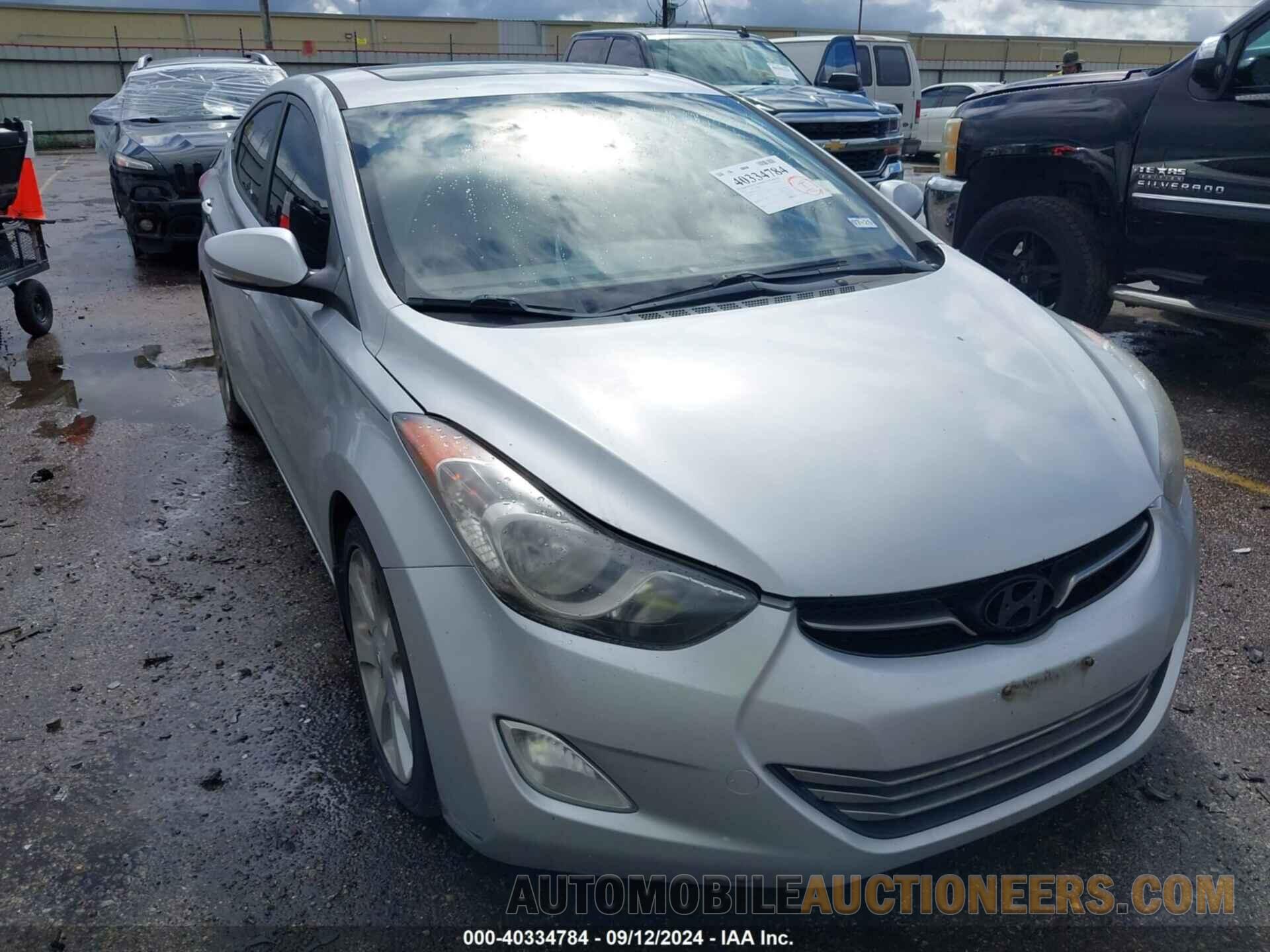 KMHDH4AE2DU781030 HYUNDAI ELANTRA 2013