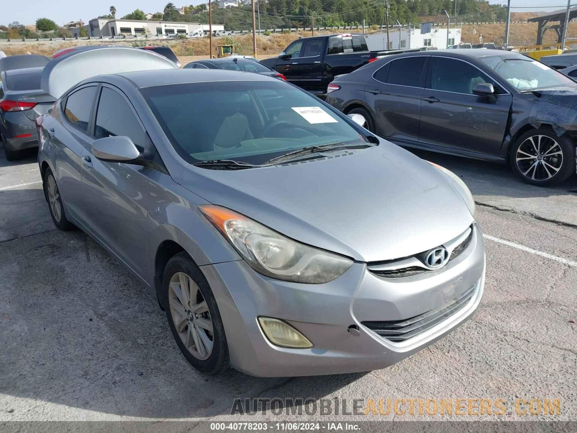 KMHDH4AE2DU793078 HYUNDAI ELANTRA 2013