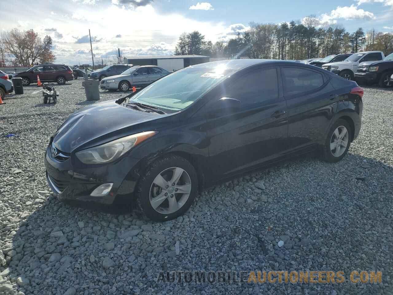 KMHDH4AE2DU866515 HYUNDAI ELANTRA 2013