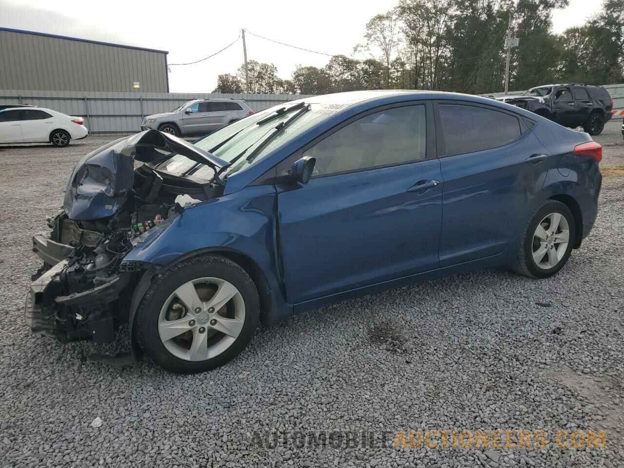 KMHDH4AE2DU965416 HYUNDAI ELANTRA 2013