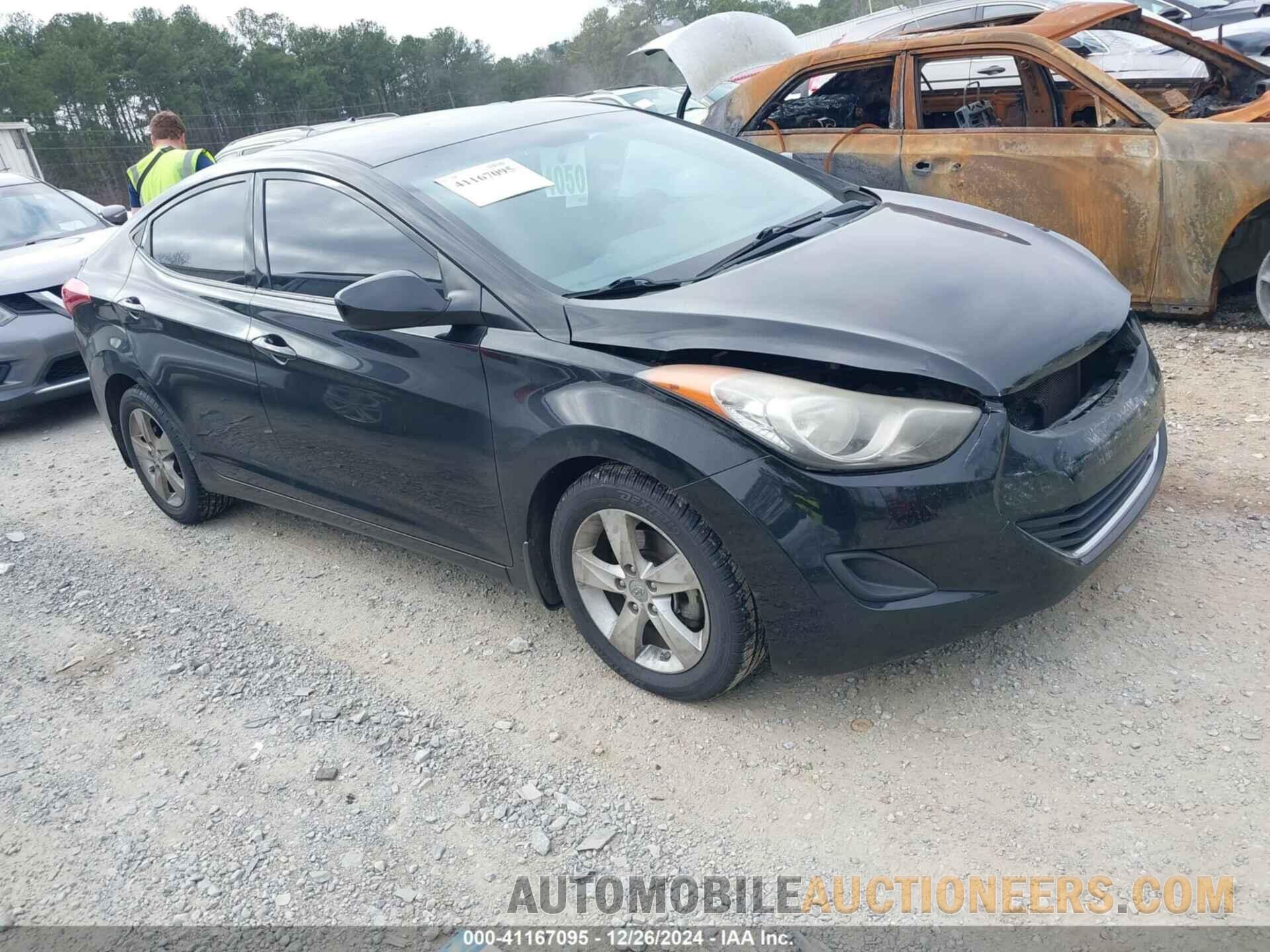 KMHDH4AE2DU969756 HYUNDAI ELANTRA 2013