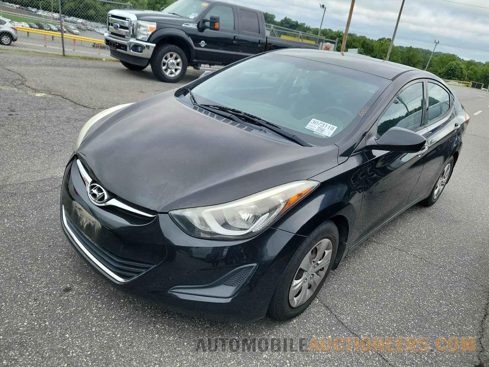 KMHDH4AE2GU530111 Hyundai Elantra SE 2016