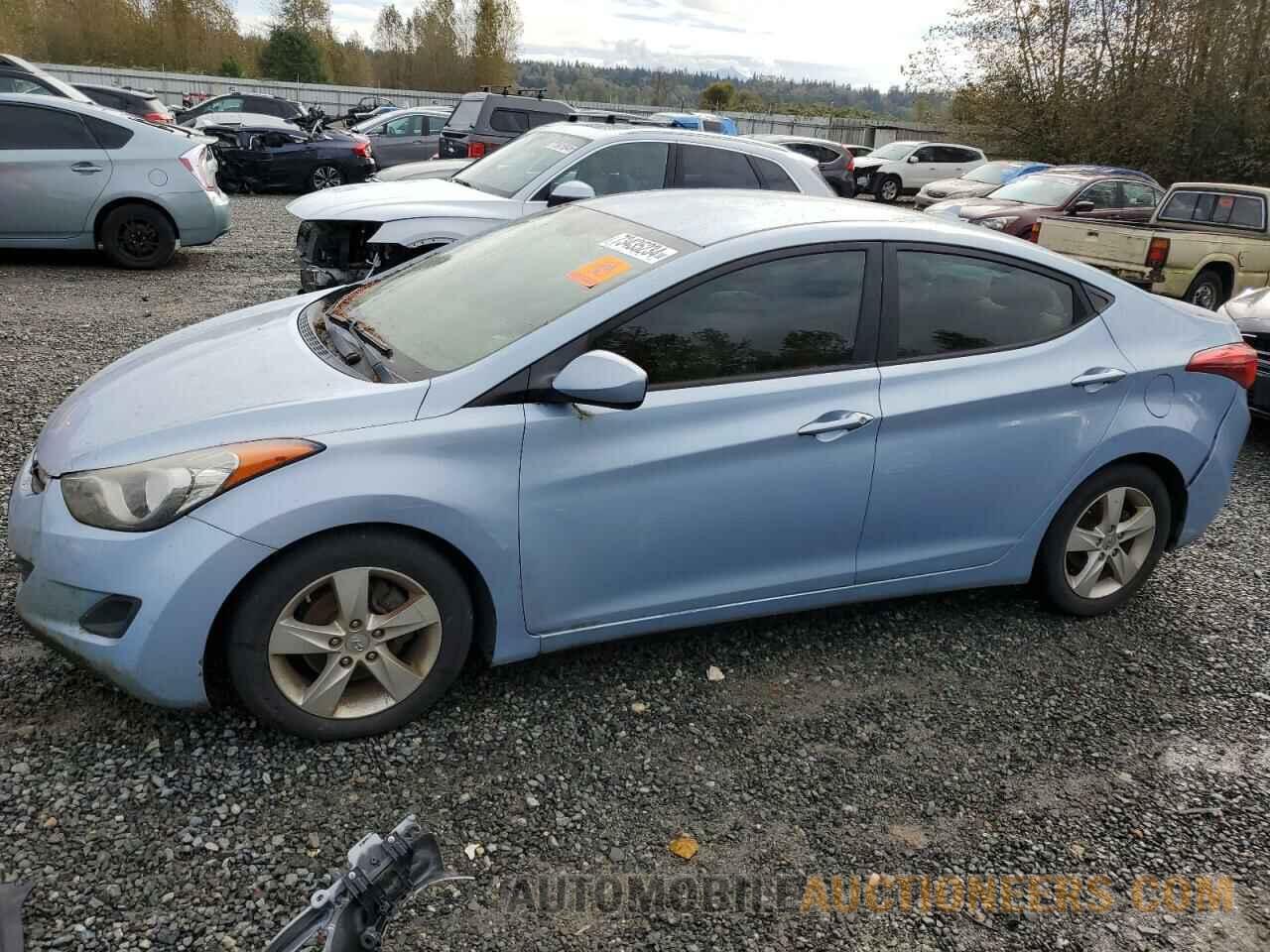 KMHDH4AE3BU086021 HYUNDAI ELANTRA 2011