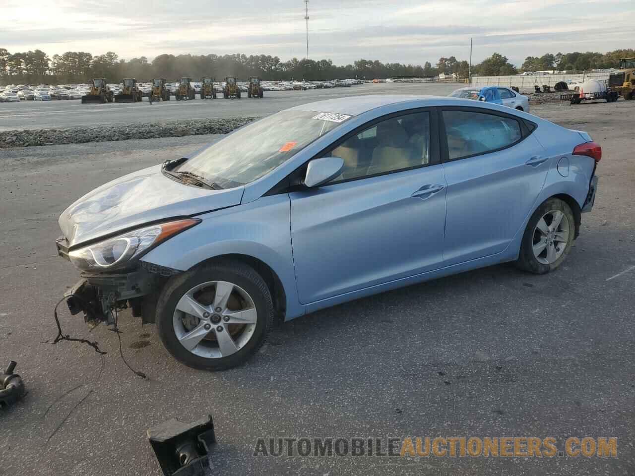 KMHDH4AE3DU492495 HYUNDAI ELANTRA 2013