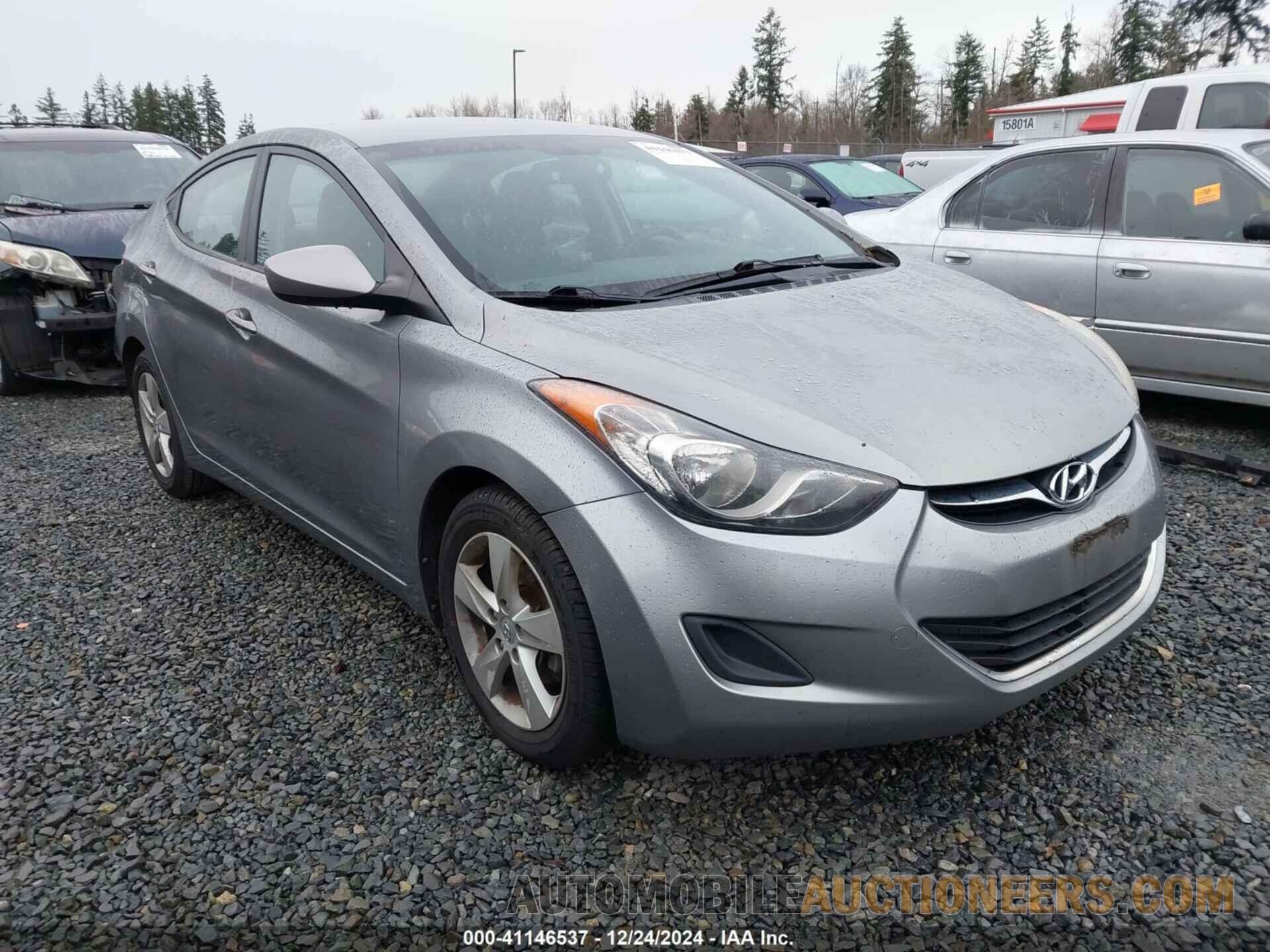 KMHDH4AE3DU799276 HYUNDAI ELANTRA 2013