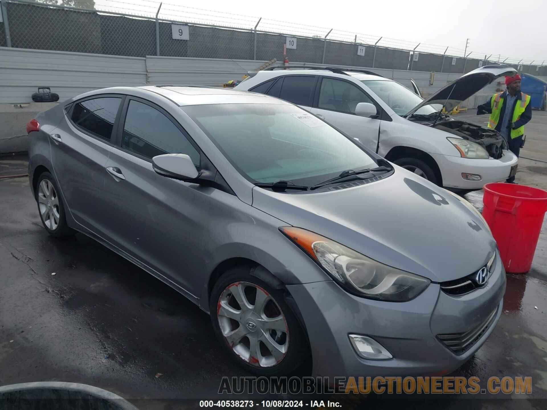 KMHDH4AE4DU513273 HYUNDAI ELANTRA 2013