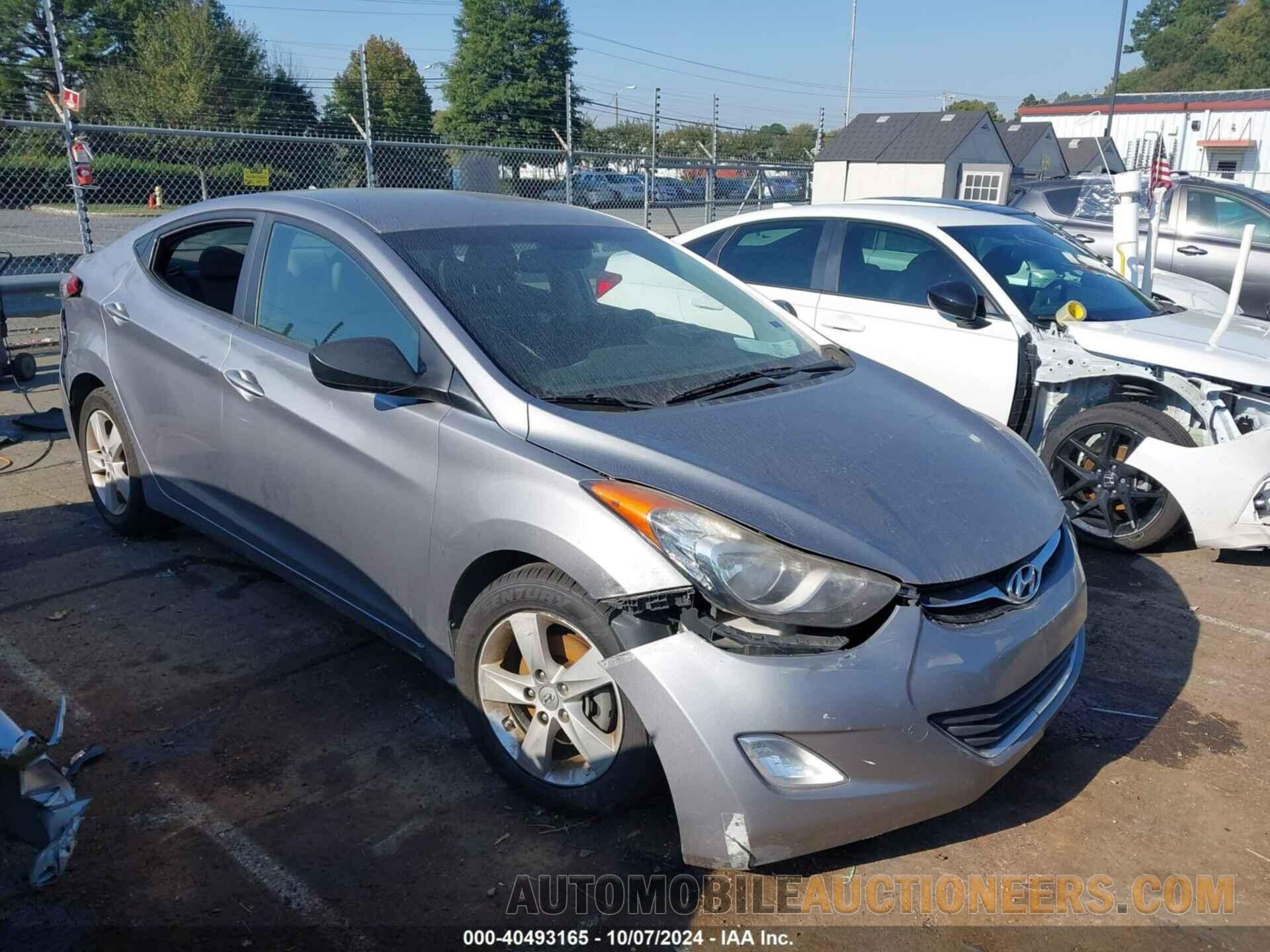 KMHDH4AE4DU517808 HYUNDAI ELANTRA 2013