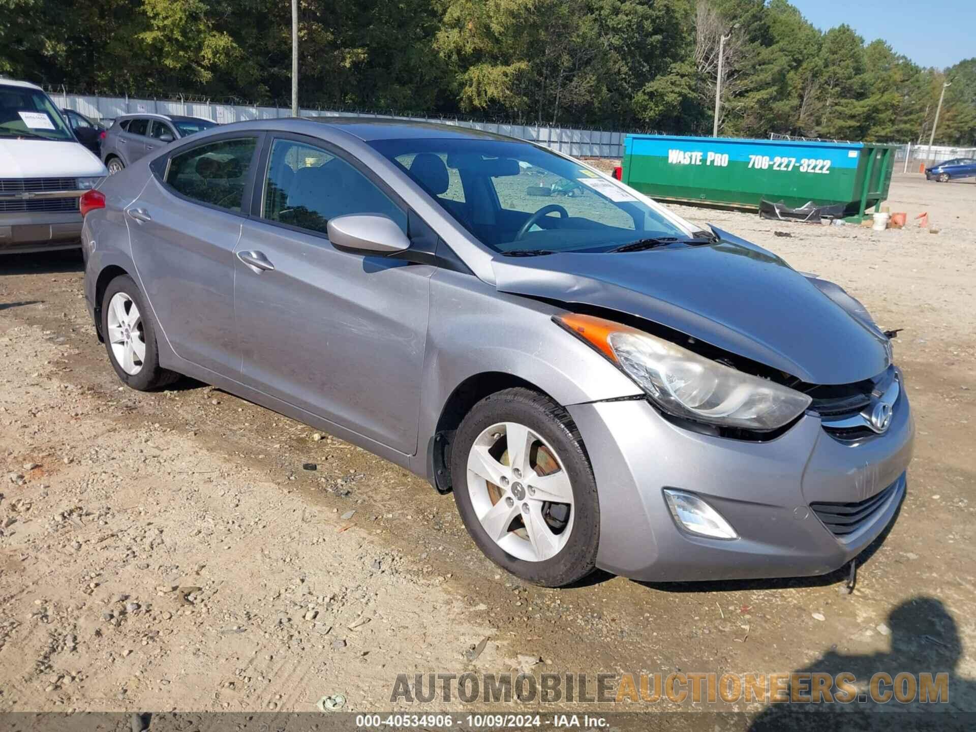 KMHDH4AE4DU927895 HYUNDAI ELANTRA 2013