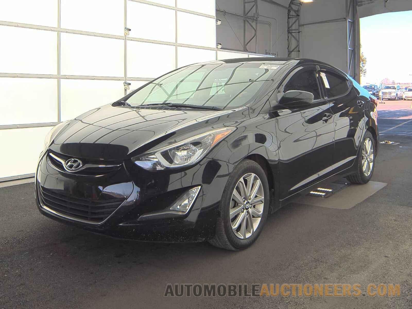 KMHDH4AE4GU475015 Hyundai Elantra SE 2016