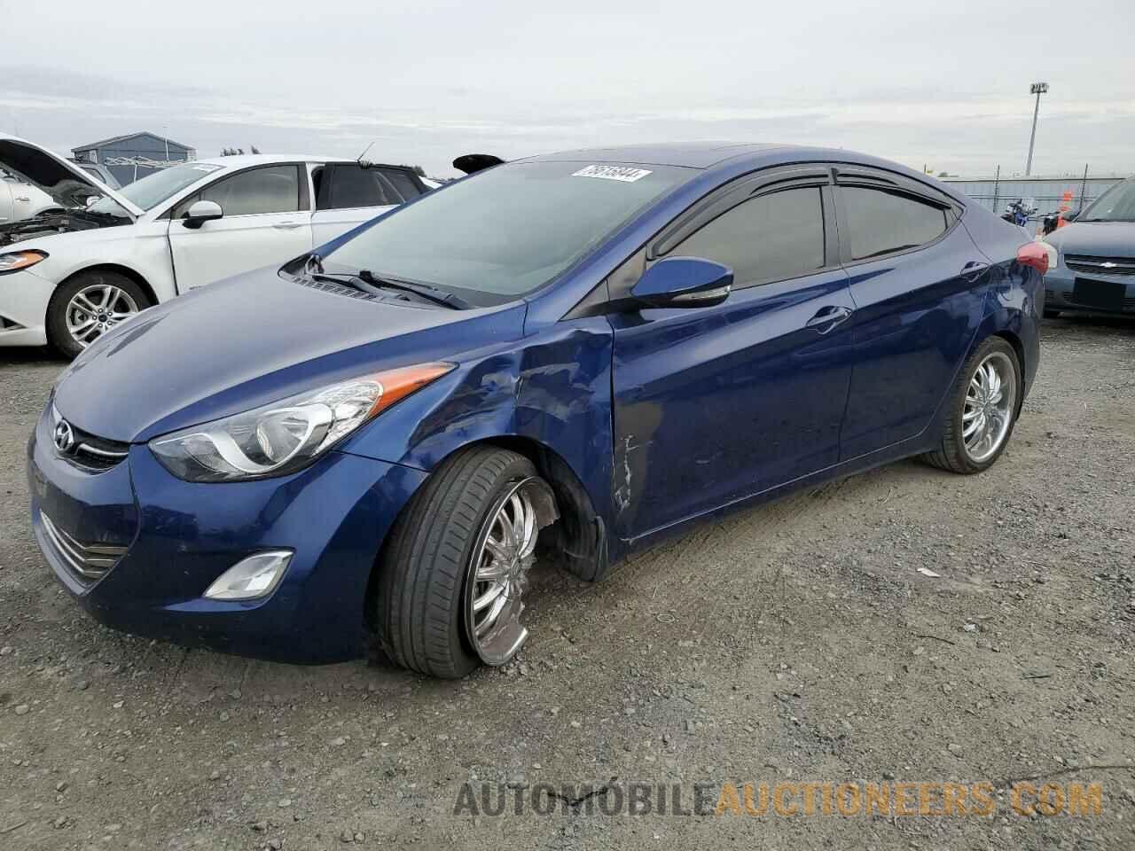 KMHDH4AE5DU512701 HYUNDAI ELANTRA 2013