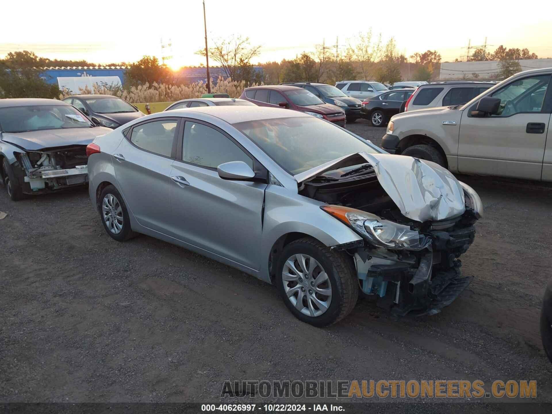 KMHDH4AE5DU600325 HYUNDAI ELANTRA 2013