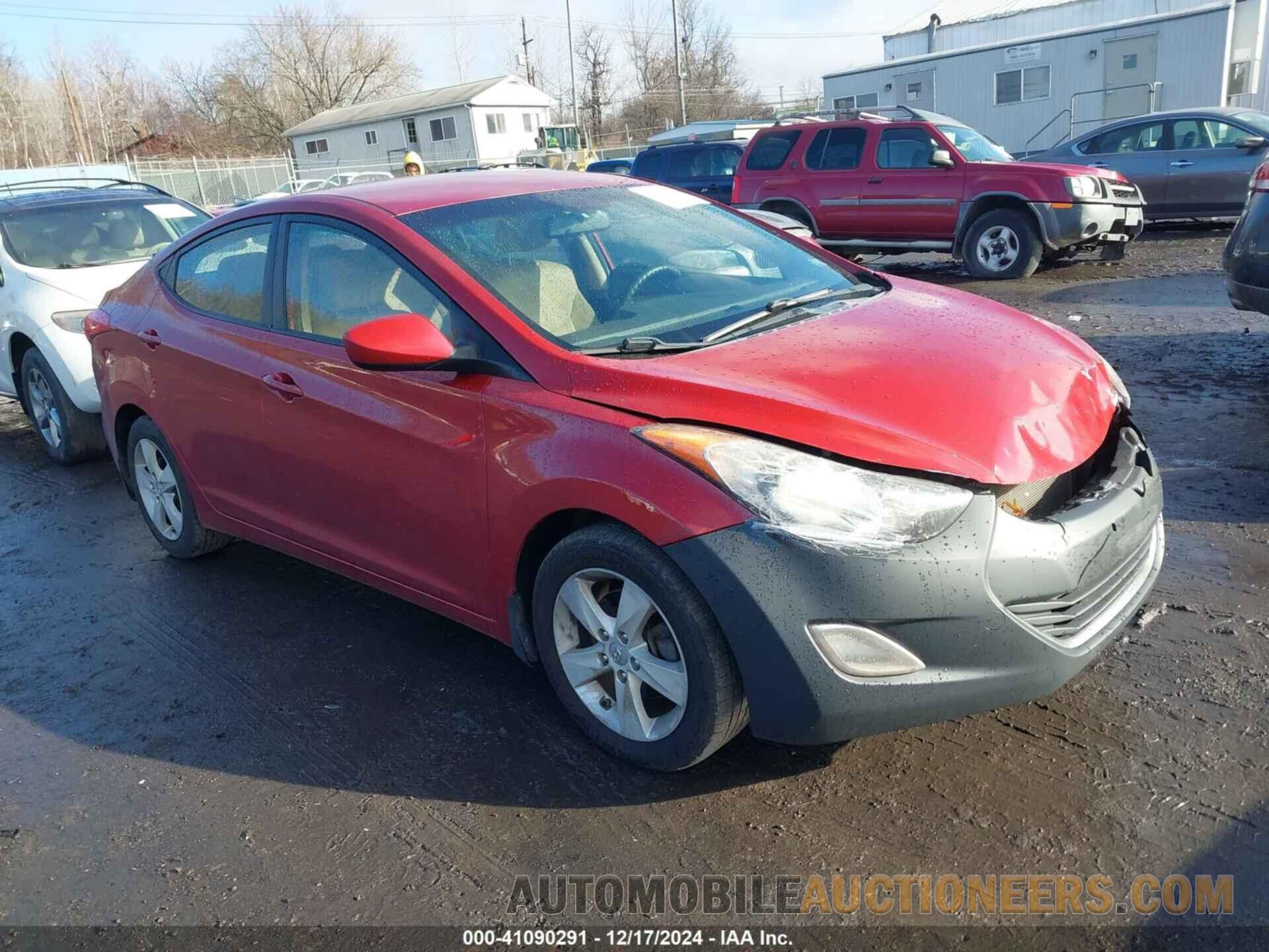 KMHDH4AE5DU619134 HYUNDAI ELANTRA 2013