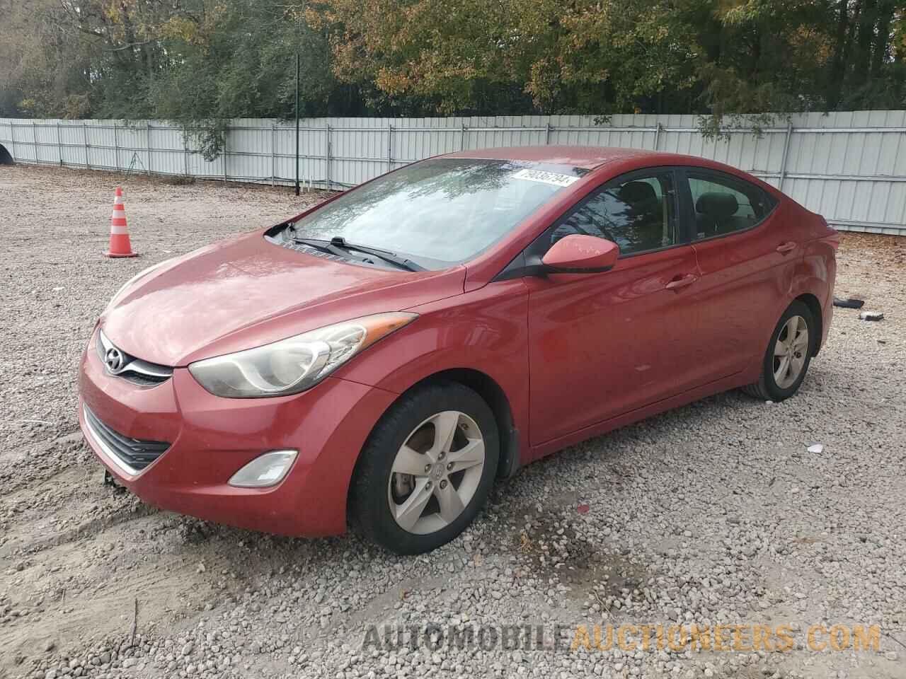 KMHDH4AE5DU619165 HYUNDAI ELANTRA 2013