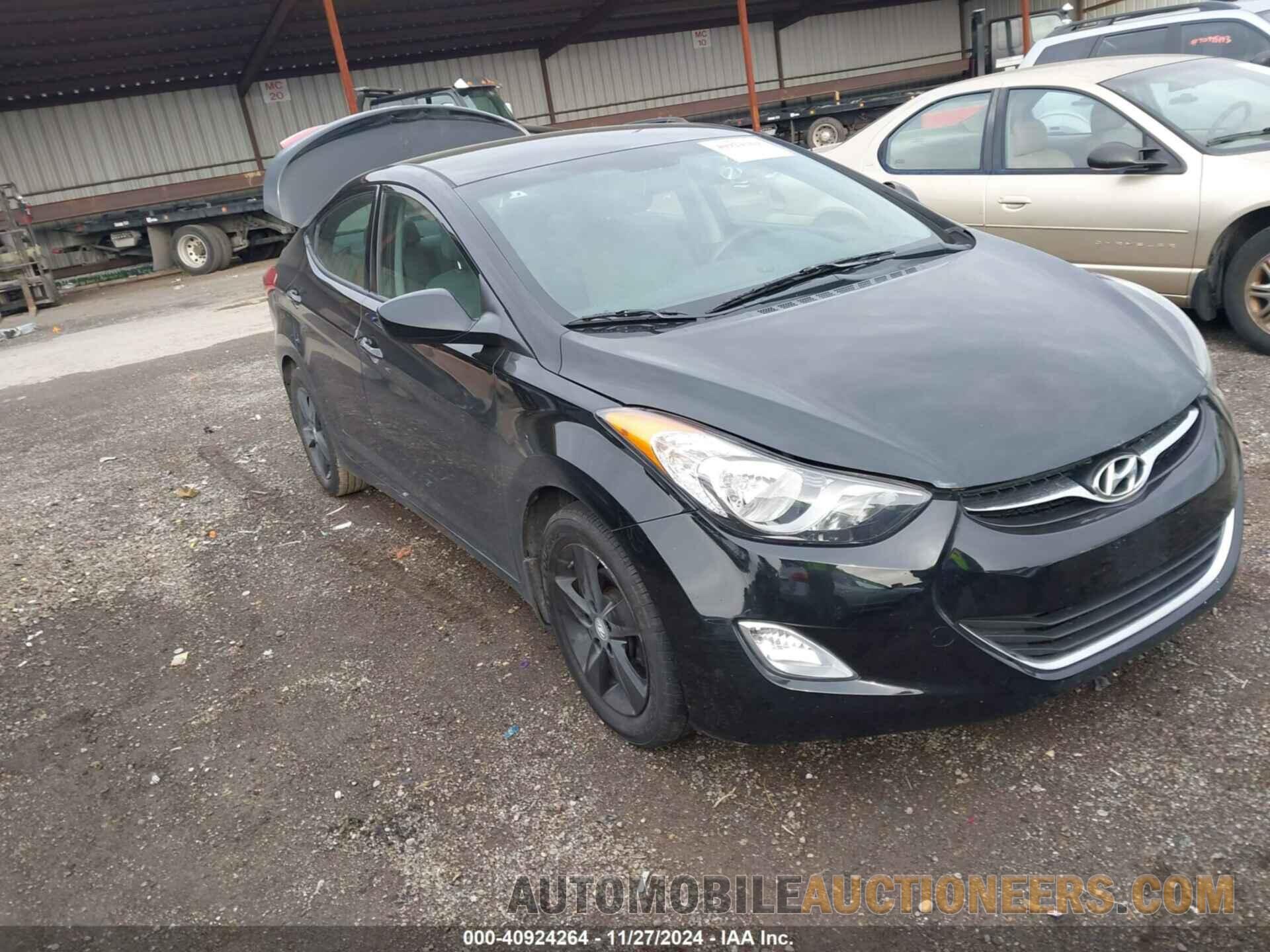 KMHDH4AE5DU669516 HYUNDAI ELANTRA 2013