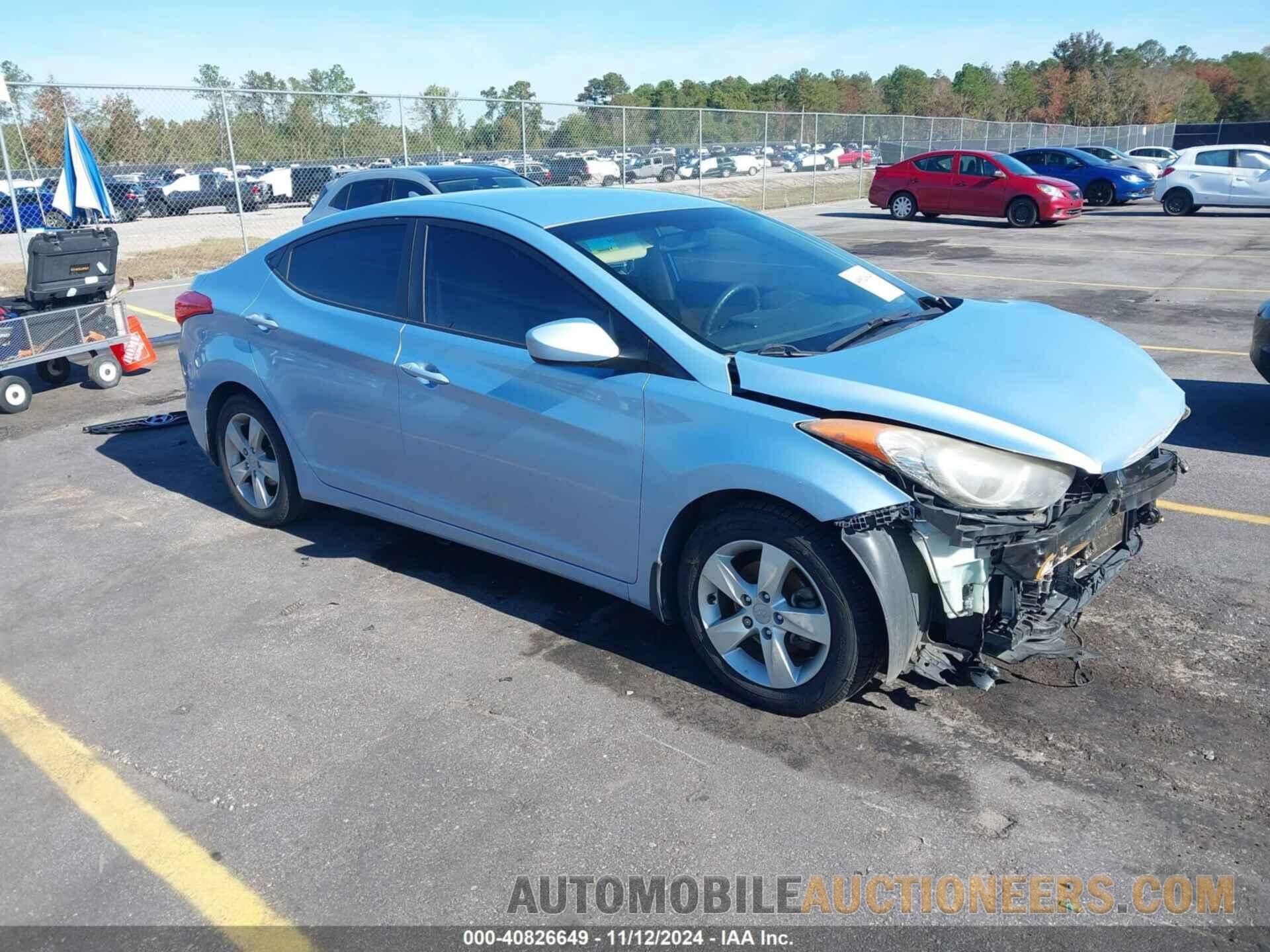 KMHDH4AE5DU745610 HYUNDAI ELANTRA 2013