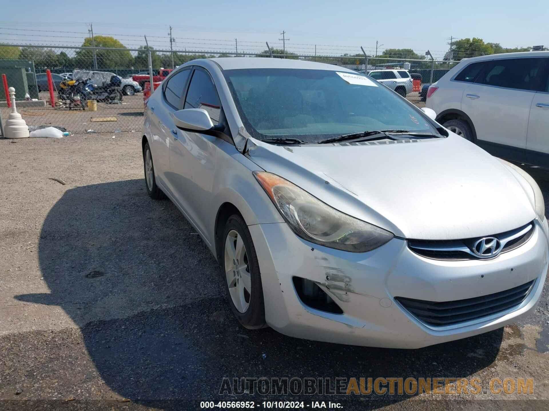 KMHDH4AE5DU814134 HYUNDAI ELANTRA 2013