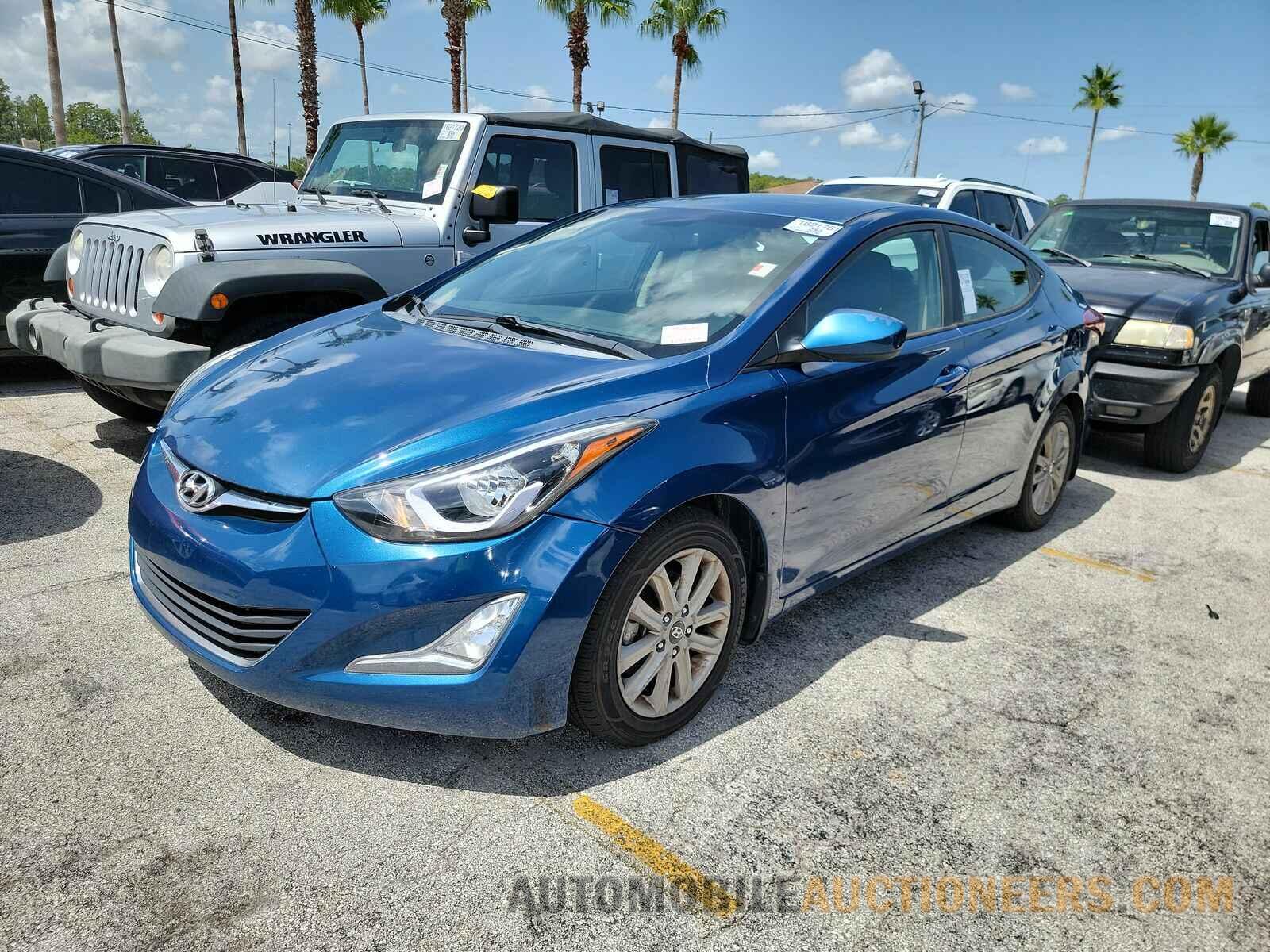 KMHDH4AE5GU585524 Hyundai Elantra SE 2016