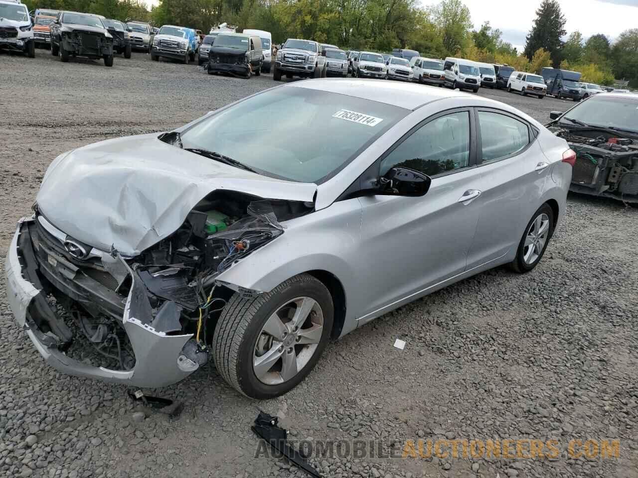 KMHDH4AE6DU582644 HYUNDAI ELANTRA 2013