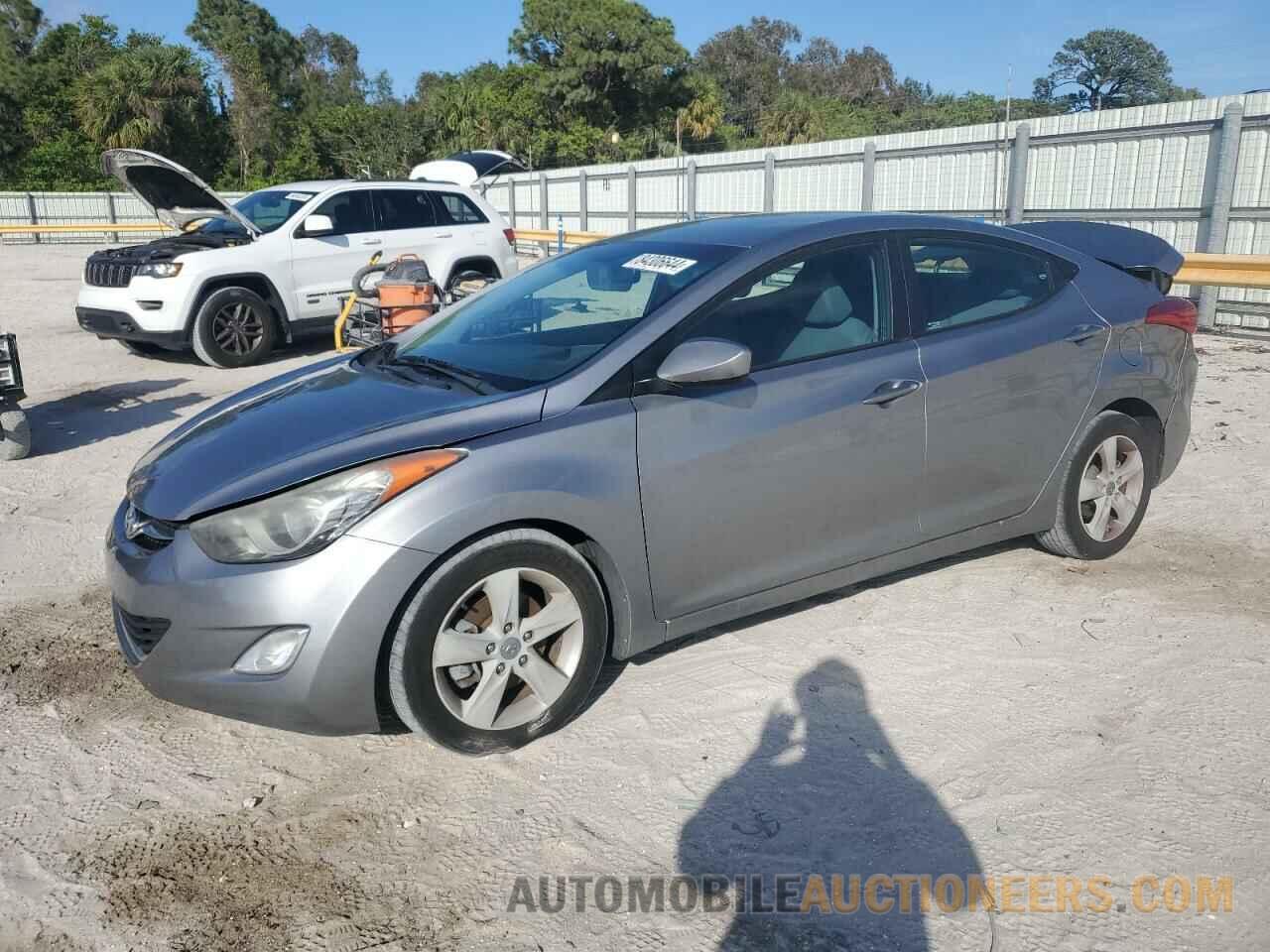 KMHDH4AE6DU668598 HYUNDAI ELANTRA 2013