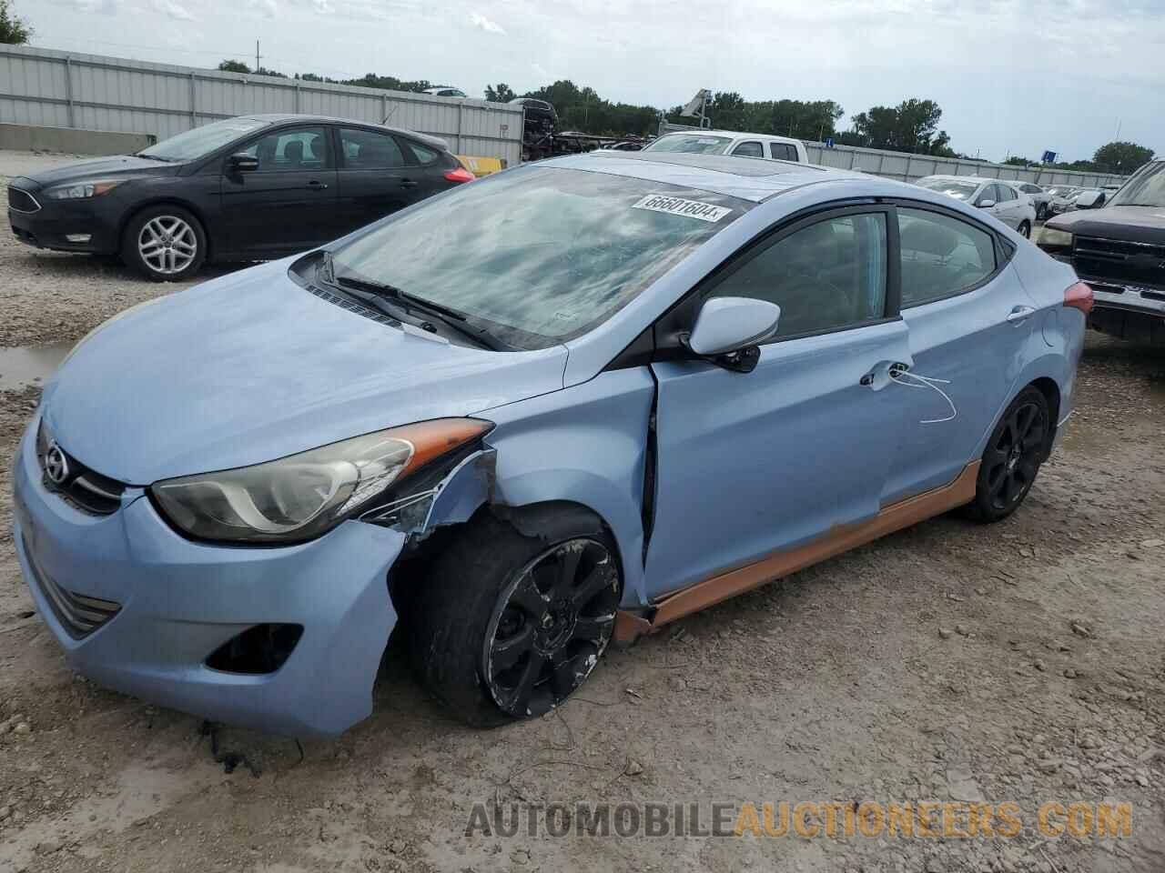 KMHDH4AE6DU678984 HYUNDAI ELANTRA 2013