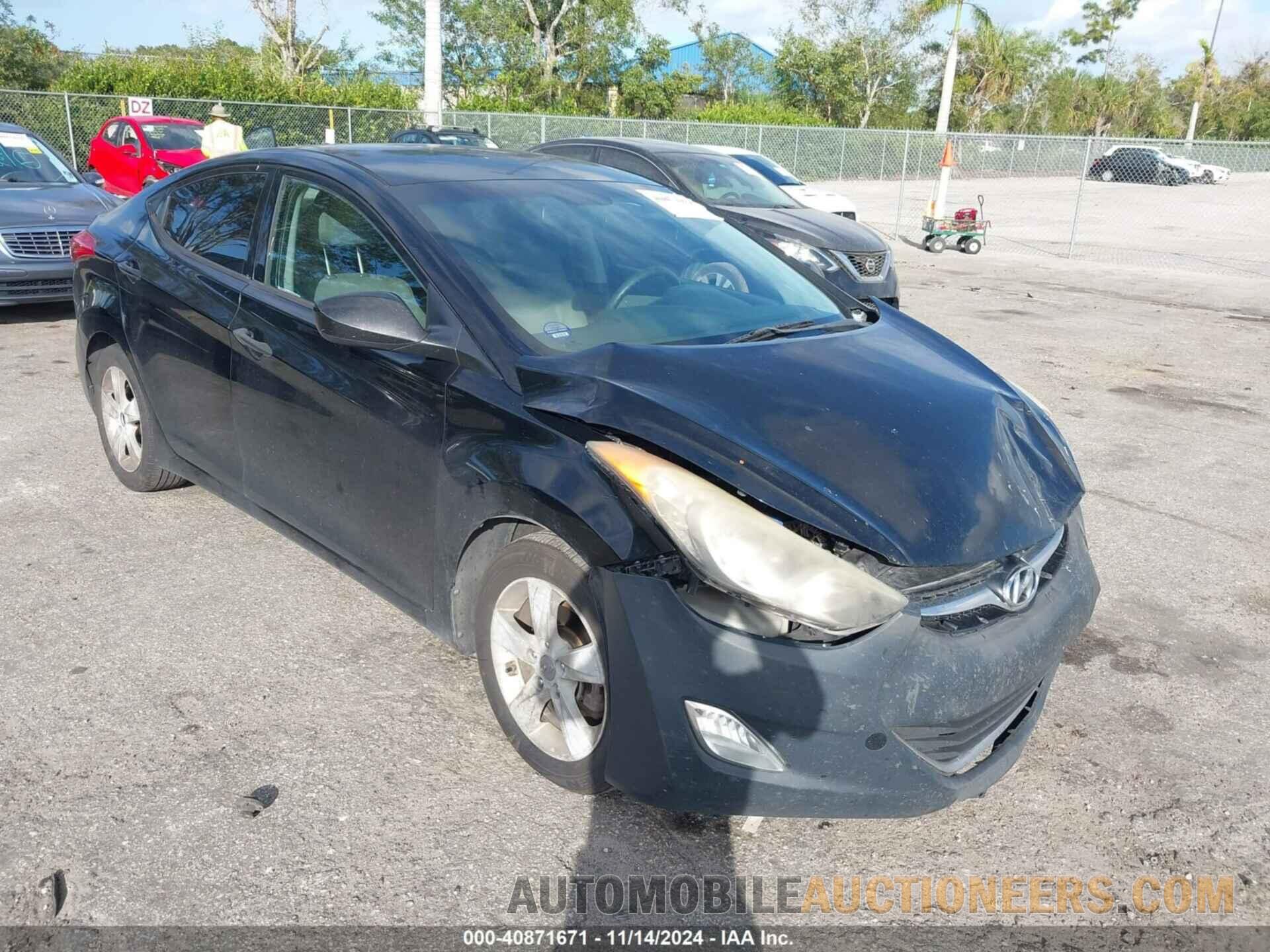 KMHDH4AE6DU685465 HYUNDAI ELANTRA 2013