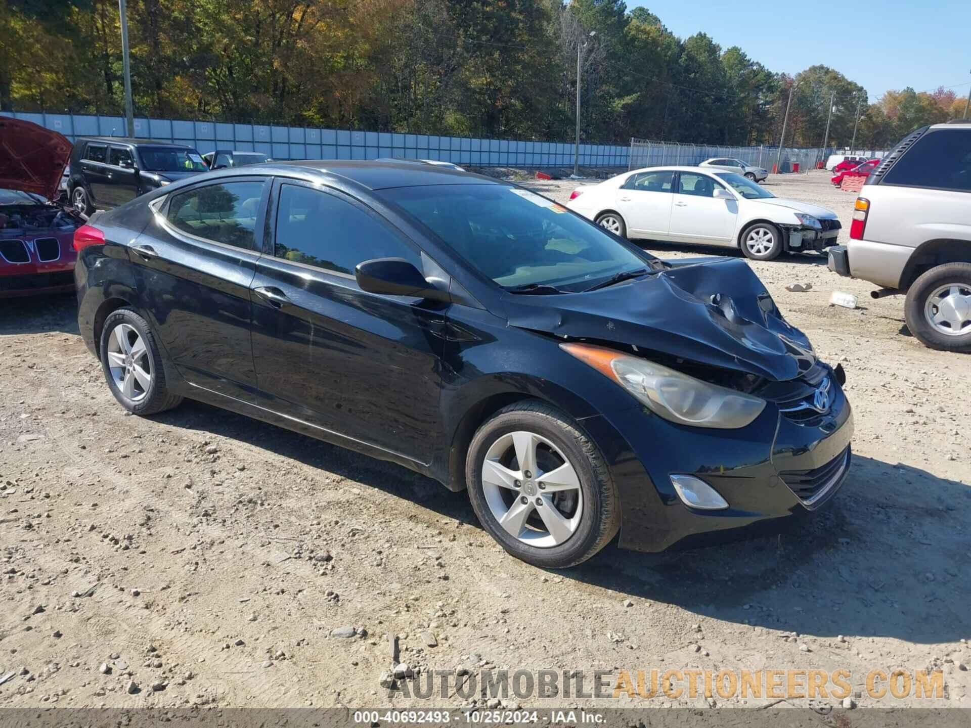 KMHDH4AE6DU867831 HYUNDAI ELANTRA 2013