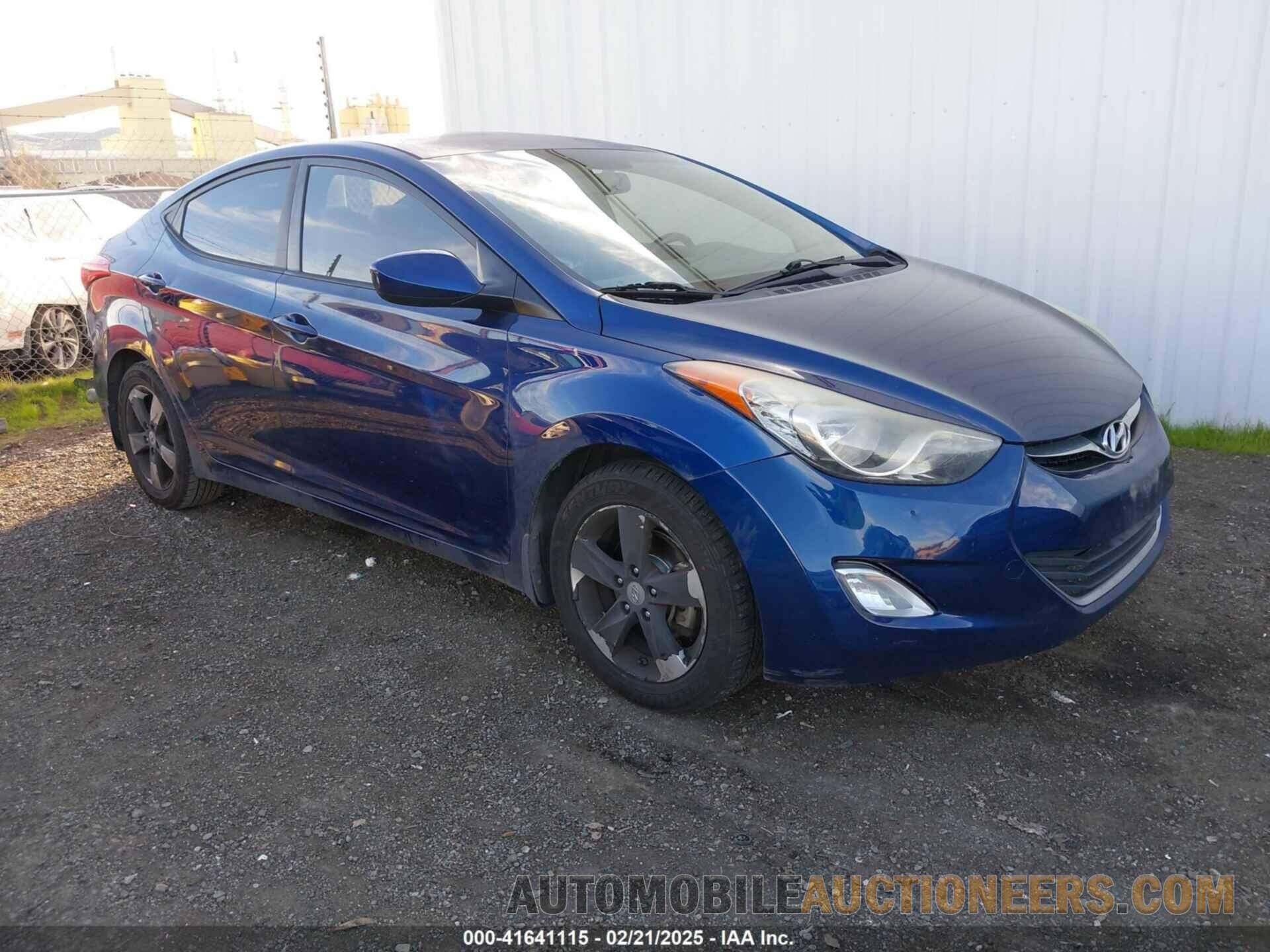 KMHDH4AE6DU877355 HYUNDAI ELANTRA 2013