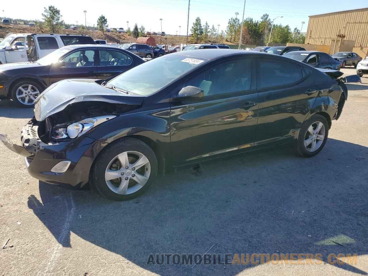 KMHDH4AE6DU887075 HYUNDAI ELANTRA 2013