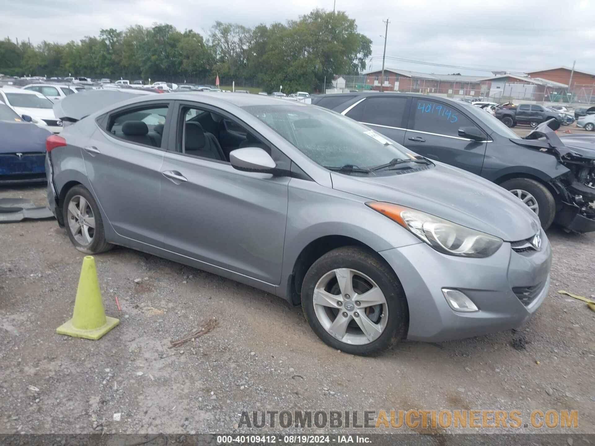 KMHDH4AE6DU951700 HYUNDAI ELANTRA 2013