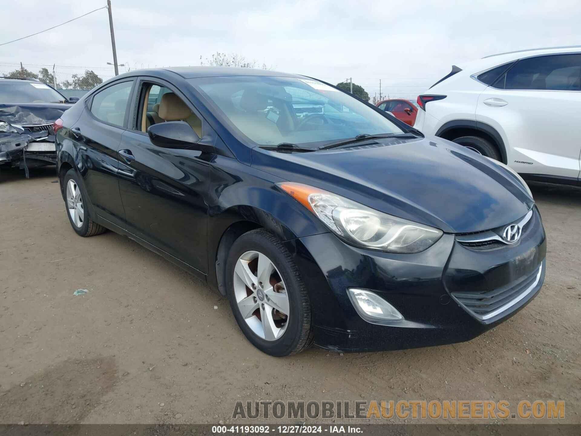 KMHDH4AE6DU988360 HYUNDAI ELANTRA 2013