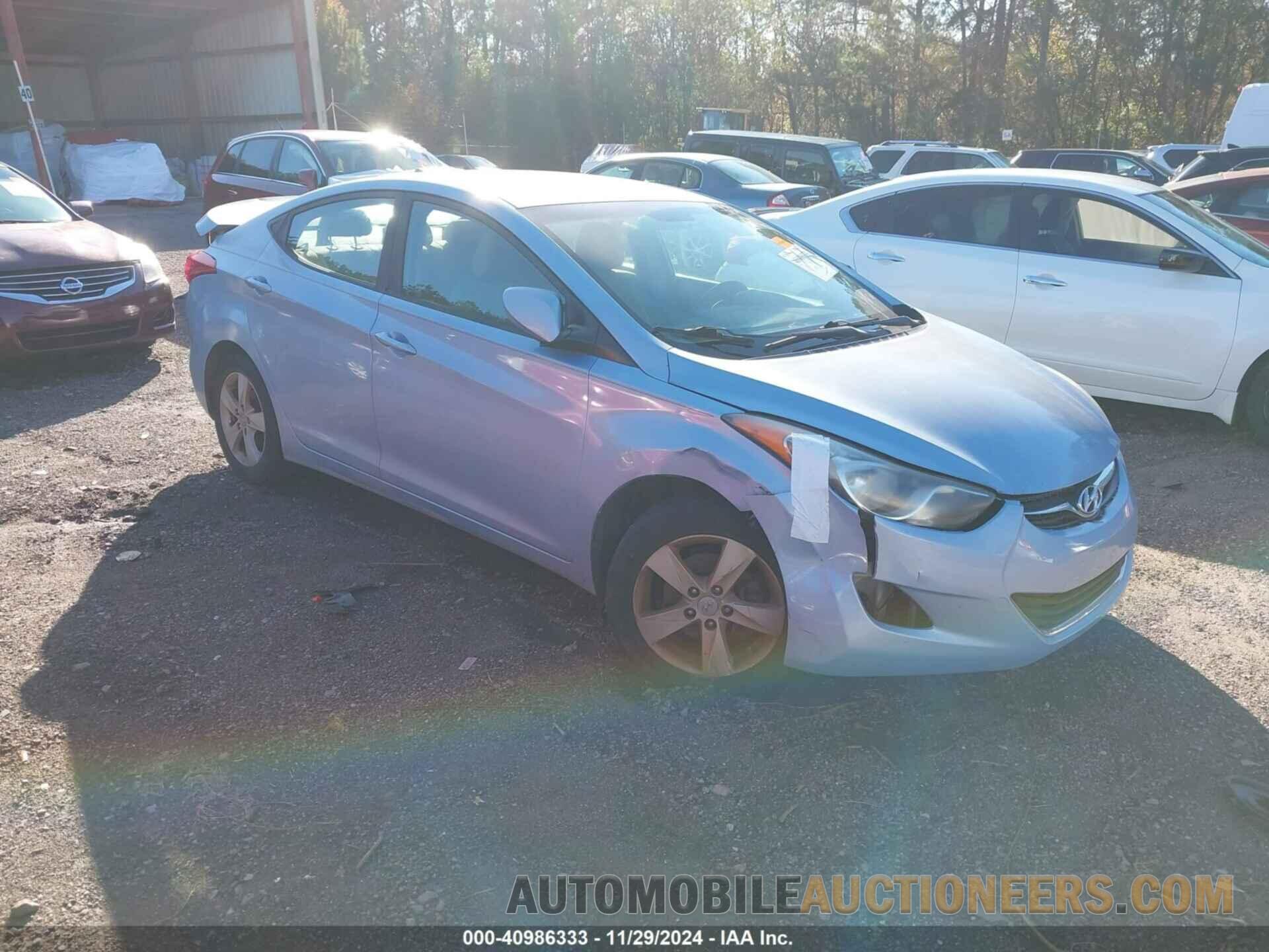 KMHDH4AE7DU556926 HYUNDAI ELANTRA 2013