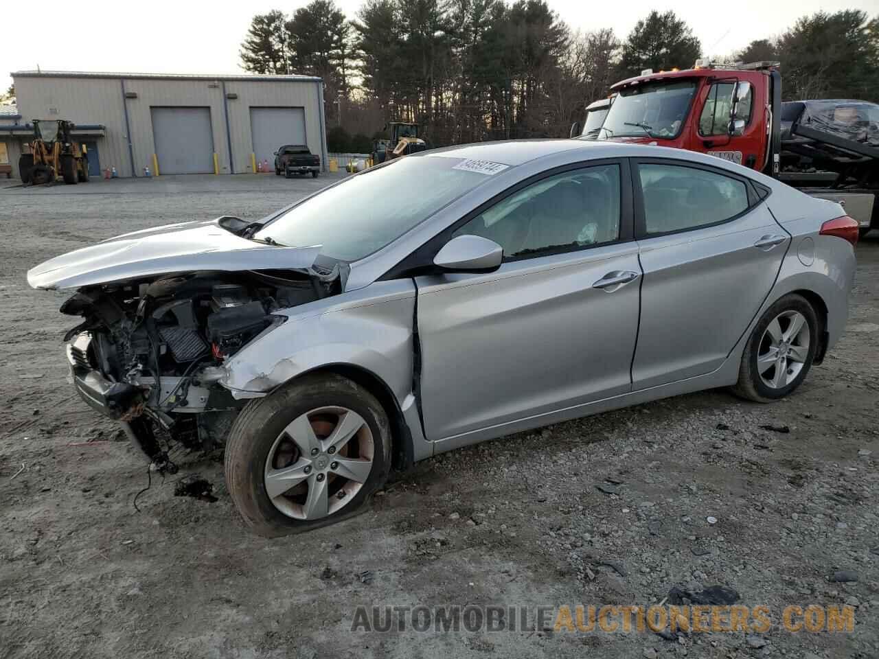 KMHDH4AE7DU572768 HYUNDAI ELANTRA 2013