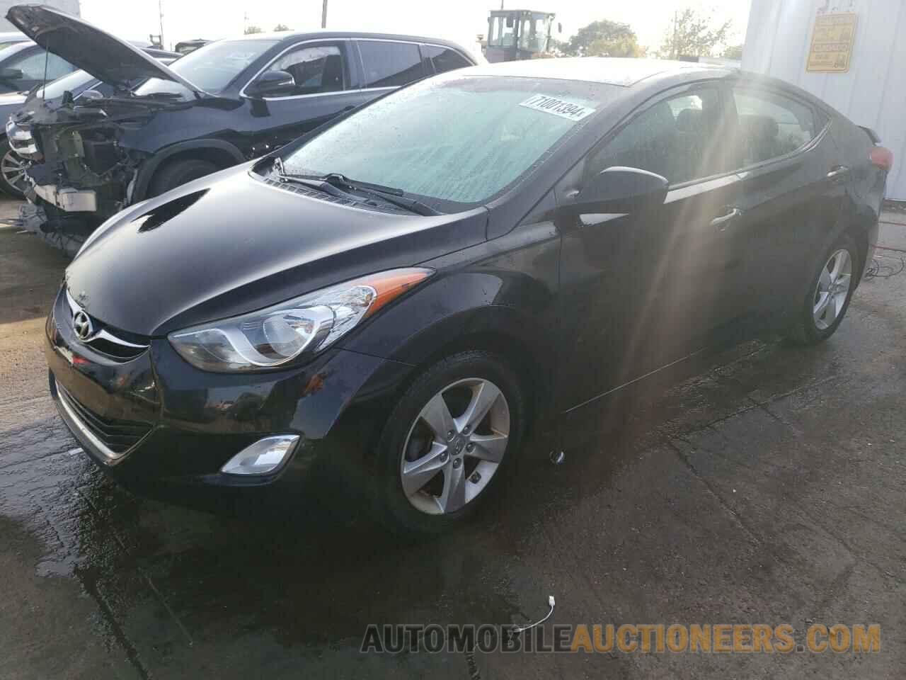 KMHDH4AE7DU881799 HYUNDAI ELANTRA 2013