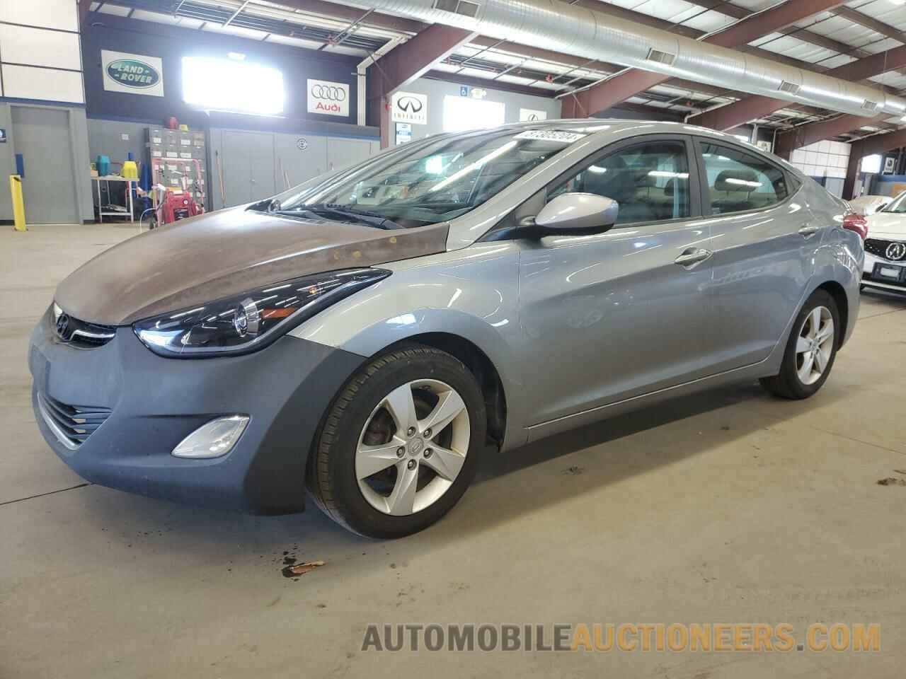 KMHDH4AE7DU923906 HYUNDAI ELANTRA 2013