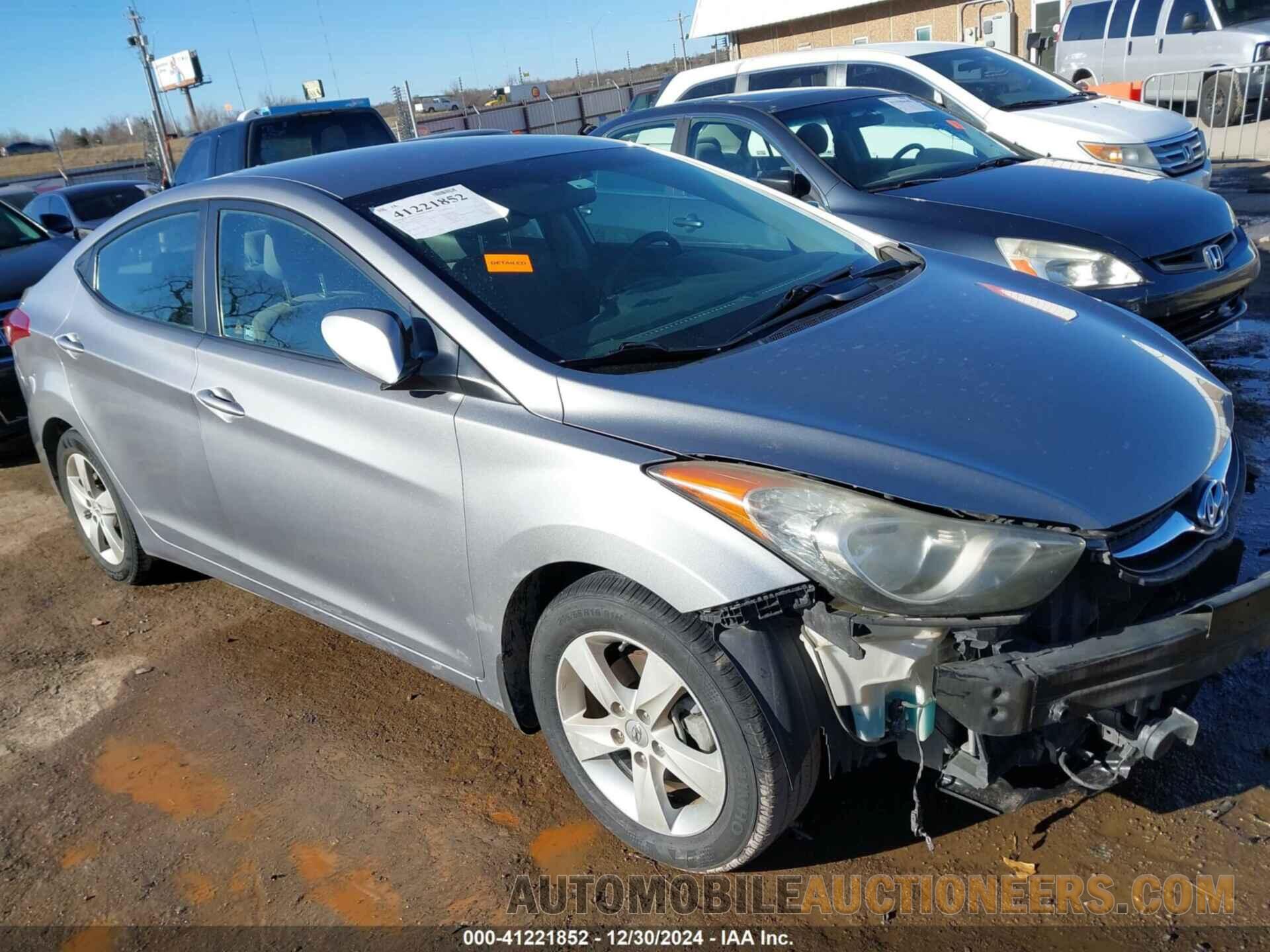 KMHDH4AE7DU930712 HYUNDAI ELANTRA 2013